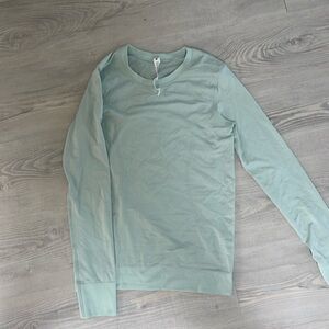 VINTAGE Lululemon Swiftly Tech | Lightly Worn | Discontinued Color